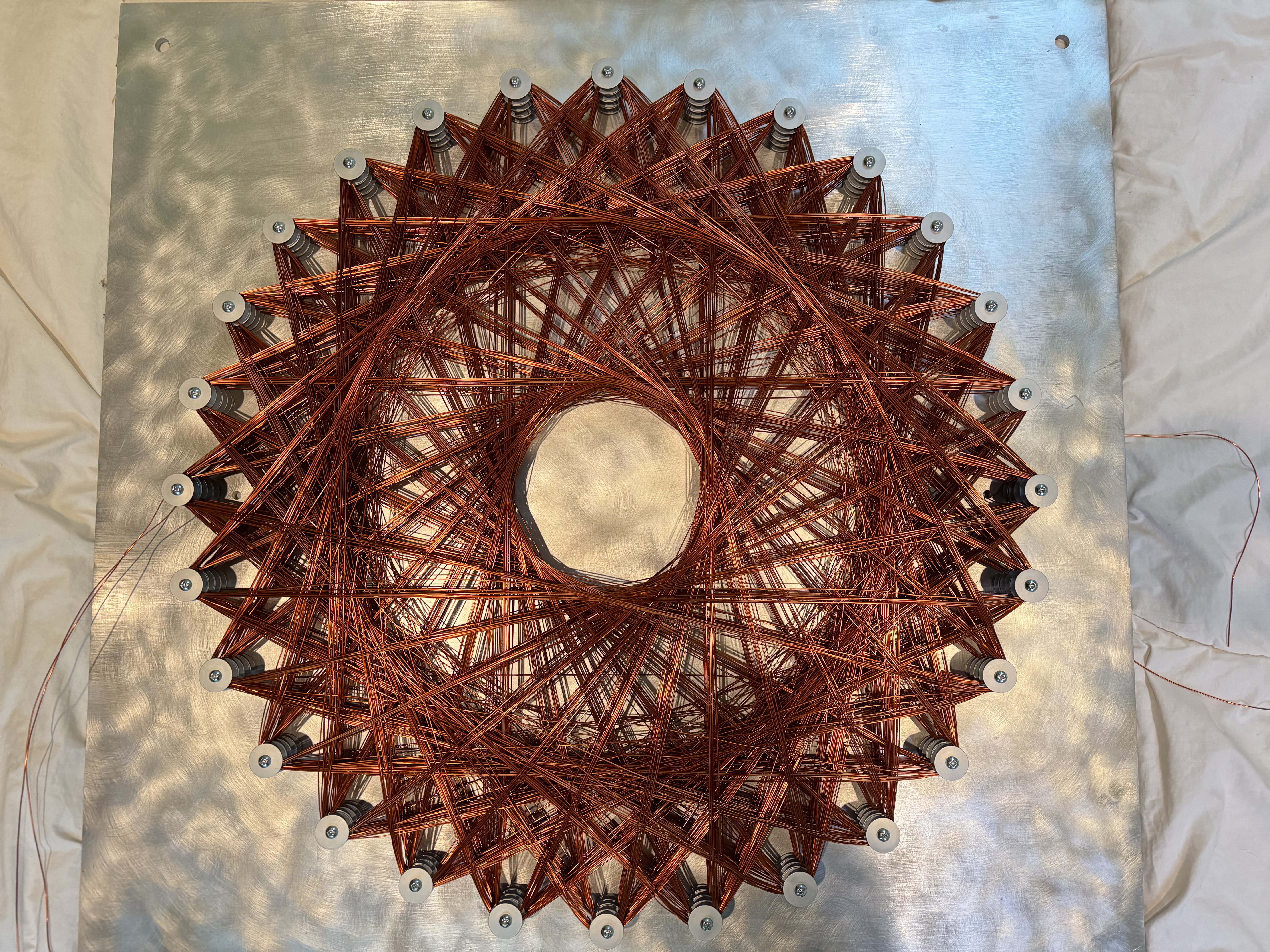 Large 28-pointed - 33in base Double Spin